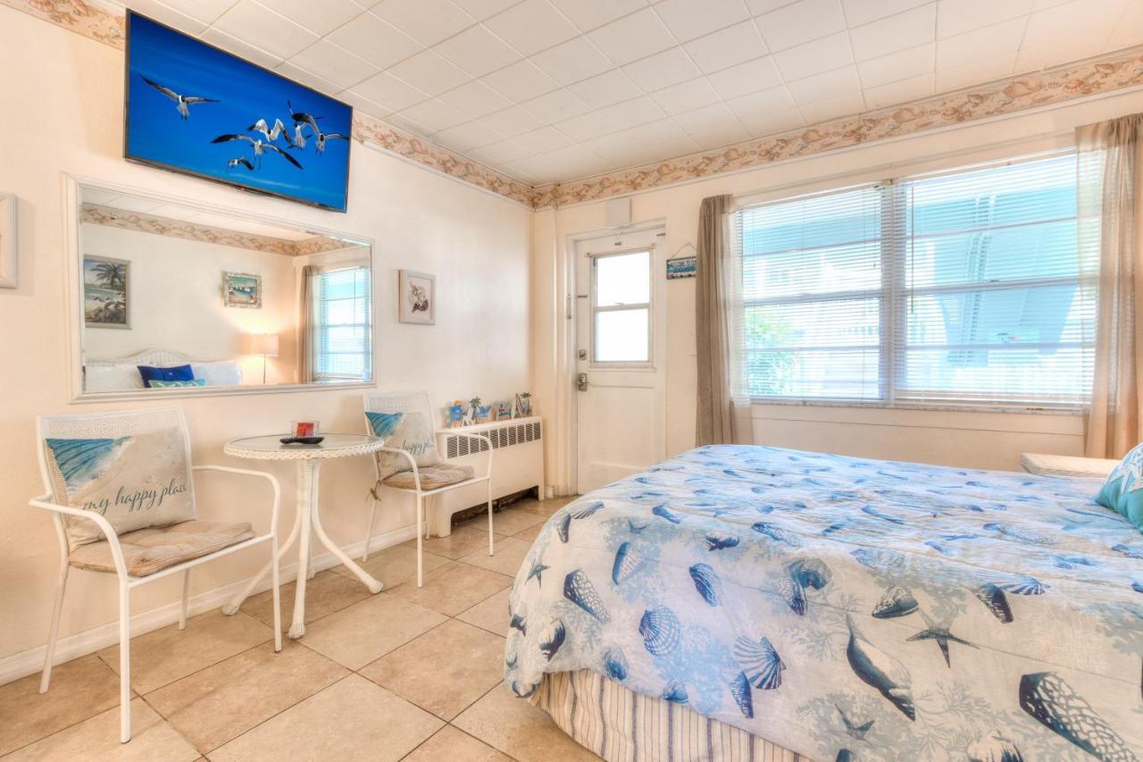 Tropic Terrace #16 - Beachfront Rental Apts St. Pete Beach Zewnętrze zdjęcie