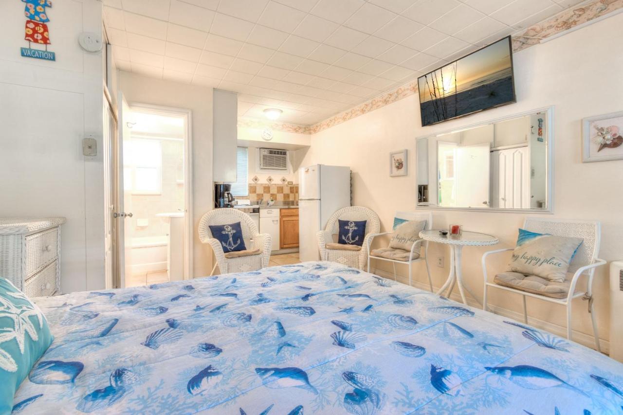 Tropic Terrace #16 - Beachfront Rental Apts St. Pete Beach Zewnętrze zdjęcie