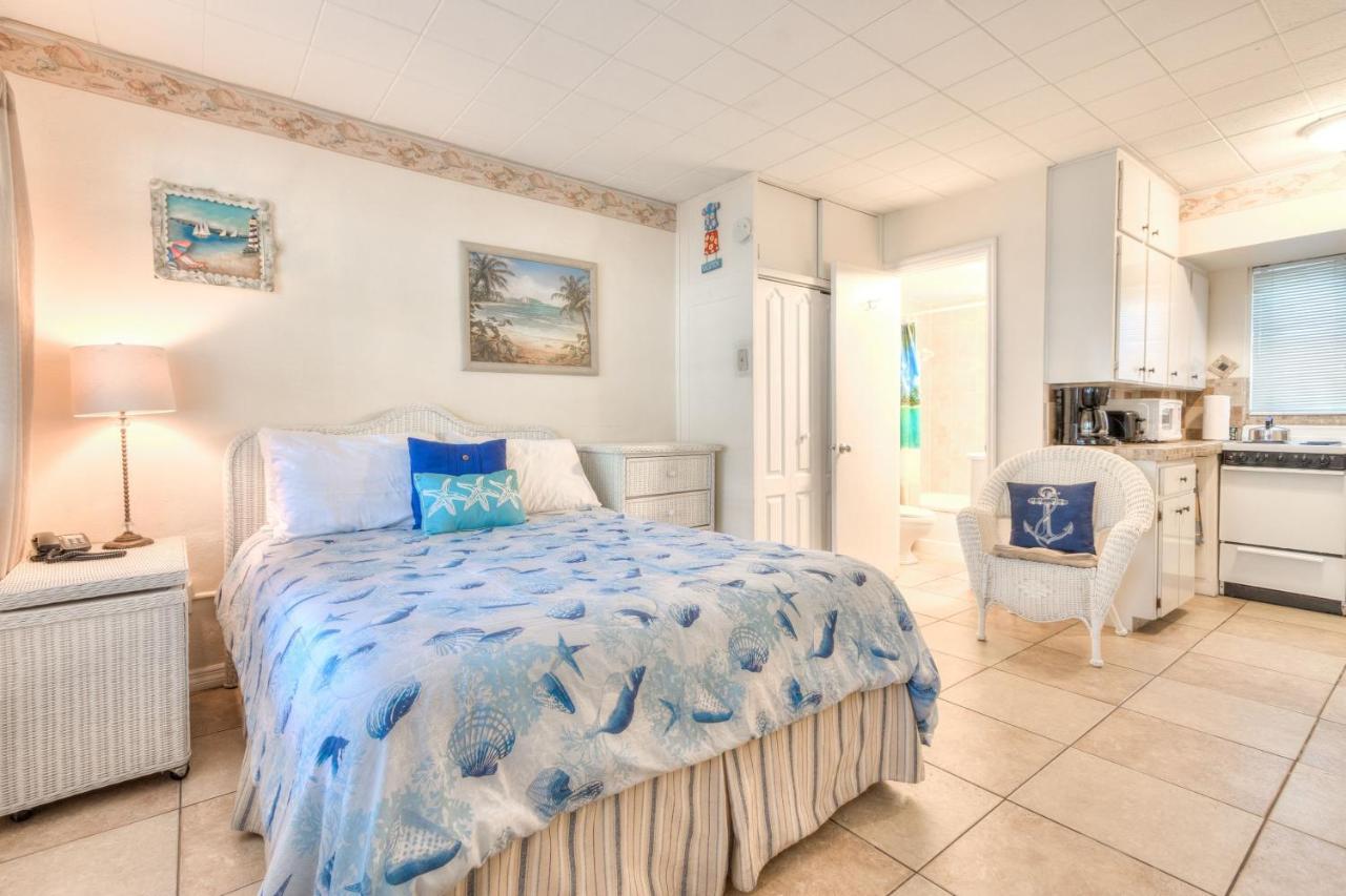 Tropic Terrace #16 - Beachfront Rental Apts St. Pete Beach Zewnętrze zdjęcie